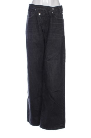 Damskie jeansy Zara, Rozmiar M, Kolor Czarny, Cena 71,97 zł, #138068848
