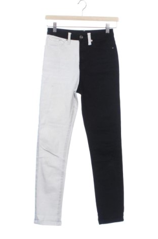 Дамски дънки SHEIN, Размер XS, Цвят Многоцветен, Цена 15,00 €, #138069287