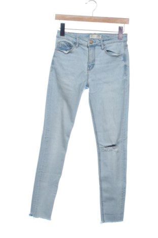 Dámske džínsy  Stradivarius, Veľkosť S, Farba Modrá, Cena  13,00 €, #138079550