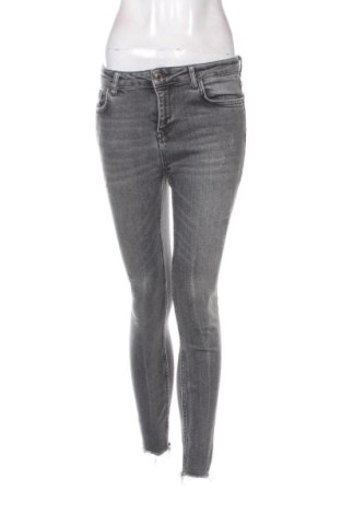 Blugi de femei Zara, Mărime M, Culoare Gri, Preț 94,48 Lei, #138084947