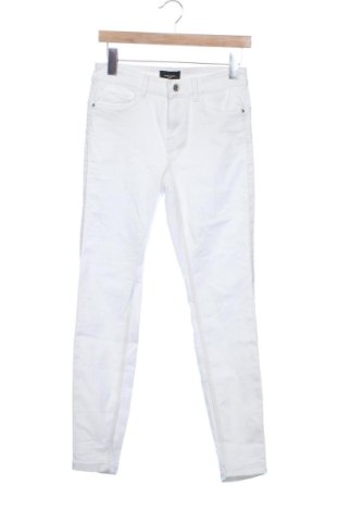Blugi de femei Vero Moda, Mărime M, Culoare Alb, Preț 68,24 Lei, #138087109