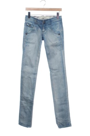 Дамски дънки Stradivarius, Размер M, Цвят Син, Цена 14,00 €, #138089540