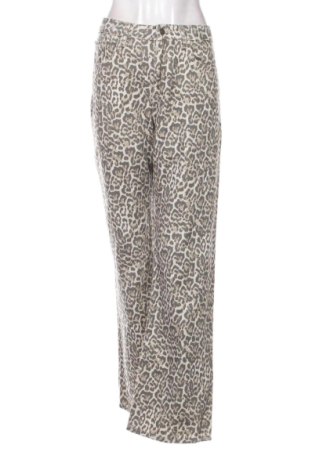 Blugi de femei Stradivarius, Mărime M, Culoare Multicolor, Preț 12,40 Lei, #138047954