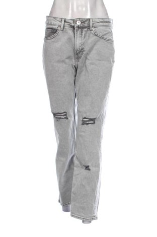 Damskie jeansy H&M, Rozmiar M, Kolor Szary, Cena 59,27 zł, #138064160