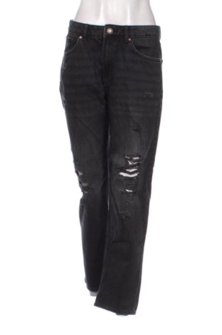 Damskie jeansy Bershka, Rozmiar M, Kolor Czarny, Cena 66,94 zł, #138069800