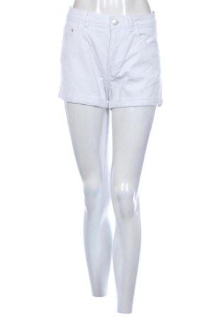 Pantaloni scurți de femei Terranova, Mărime S, Culoare Alb, Preț 41,99 Lei, #138048821