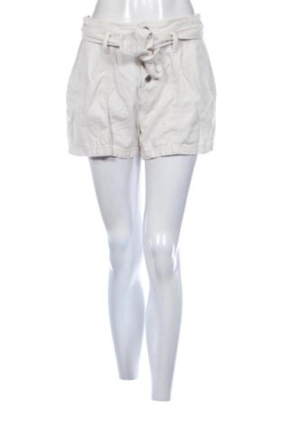Damen Shorts ONLY, Größe M, Farbe Ecru, Preis 14,00 €, #138052710