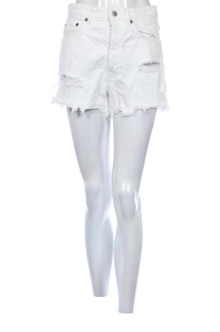 Pantaloni scurți de femei Zara, Mărime M, Culoare Alb, Preț 78,74 Lei, #138052906