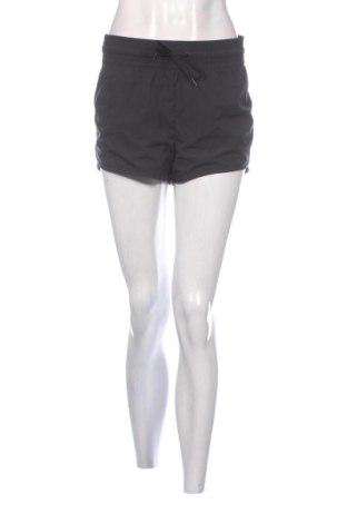 Pantaloni scurți de femei H&M, Mărime S, Culoare Negru, Preț 47,50 Lei, #138054307