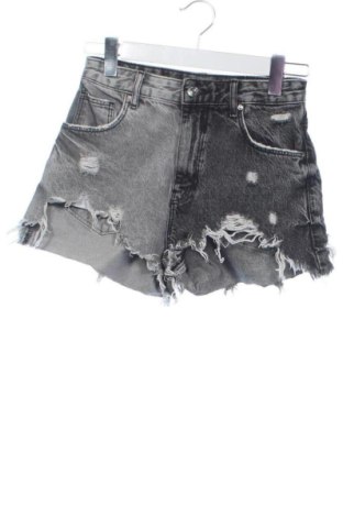 Női rövidnadrág Bershka, Méret XS, Szín Szürke, Ár 3 901 Ft, #138062400