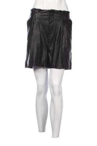 Pantaloni scurți de femei Pimkie, Mărime XL, Culoare Negru, Preț 41,99 Lei, #138064511