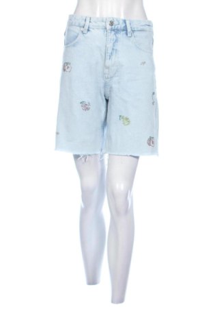 Pantaloni scurți de femei Bershka, Mărime S, Culoare Albastru, Preț 52,49 Lei, #138073277