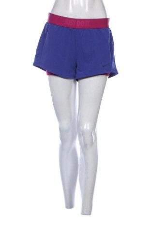 Pantaloni scurți de femei Nike, Mărime M, Culoare Multicolor, Preț 132,00 Lei, #138083073