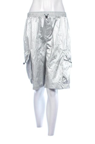 Pantaloni scurți de femei Zara, Mărime L, Culoare Argintiu, Preț 75,63 Lei, #138032774