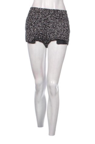 Дамски къс панталон Vero Moda, Размер M, Цвят Многоцветен, Цена 14,00 €, #138038343