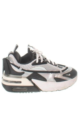 Дамски обувки Nike, Размер 38, Цвят Многоцветен, Цена 87,00 €, #138021453