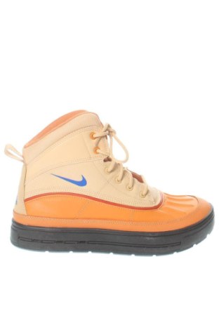 Încălțăminte de damă Nike, Mărime 39, Culoare Multicolor, Preț 645,06 Lei, #138065771