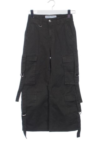 Damskie spodnie Bershka, Rozmiar XXS, Kolor Szary, Cena 41,13 zł, #138060045