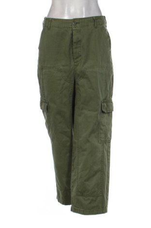 Pantaloni de femei Universal Thread, Mărime M, Culoare Verde, Preț 36,74 Lei, #138061538