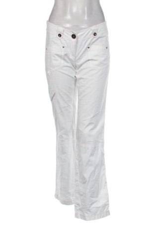 Pantaloni de femei Esprit, Mărime M, Culoare Alb, Preț 41,00 Lei, #138062670
