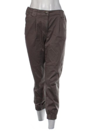 Pantaloni de femei ONLY, Mărime M, Culoare Maro, Preț 36,74 Lei, #138066159