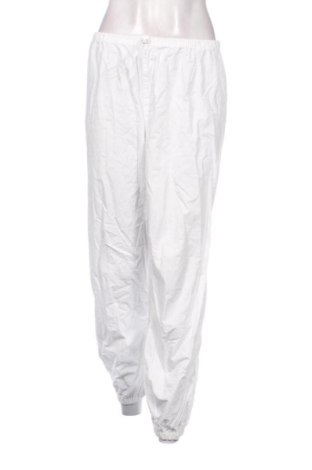 Pantaloni de femei Primark, Mărime M, Culoare Alb, Preț 41,00 Lei, #138071005