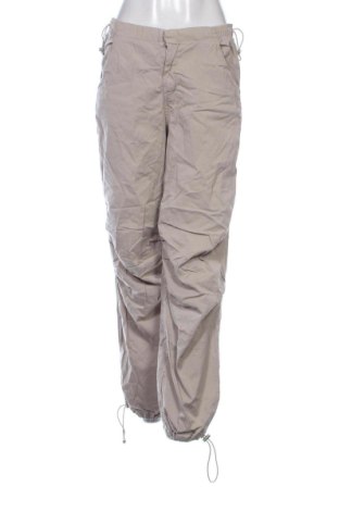 Női nadrág Pull&Bear, Méret M, Szín Bézs, Ár 3 546 Ft, #138078507