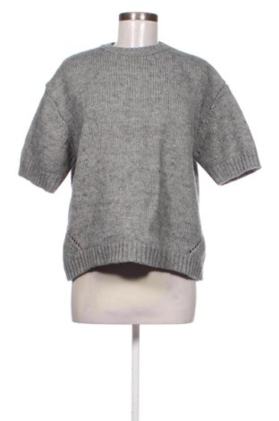 Pulover de femei Zara, Mărime M, Culoare Gri, Preț 120,73 Lei, #138085255