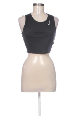 Top sport de damă. Nike, Mărime S, Culoare Negru, Preț 142,00 Lei, #138075700
