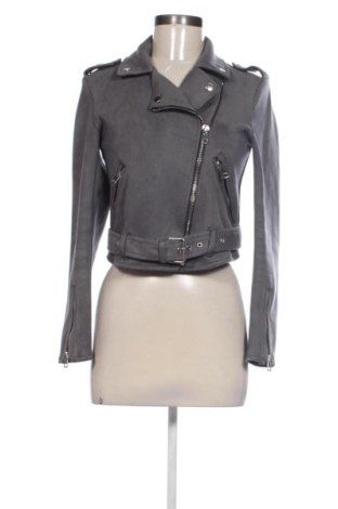 Geacă de femei Bershka, Mărime S, Culoare Gri, Preț 94,48 Lei, #138064292
