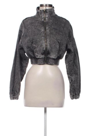 Geacă de femei Bershka, Mărime XS, Culoare Negru, Preț 196,32 Lei, #138081635