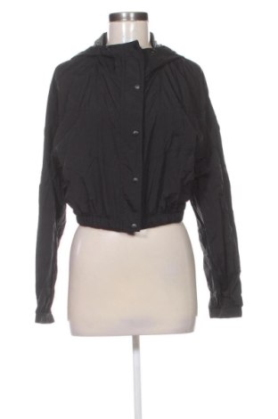 Дамско яке Cropp, Размер M, Цвят Черен, Цена 18,66 €, #138049334