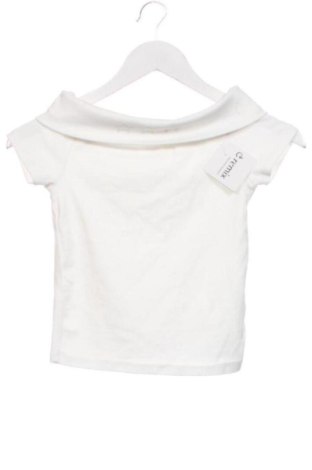 Bluză pentru copii Unbranded, Mărime 8-9y/ 134-140 cm, Culoare Ecru, Preț 31,49 Lei, #138064061