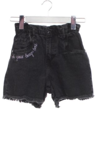 Pantaloni scurți pentru copii Reserved, Mărime 7-8y/ 128-134 cm, Culoare Negru, Preț 36,74 Lei, #138054778