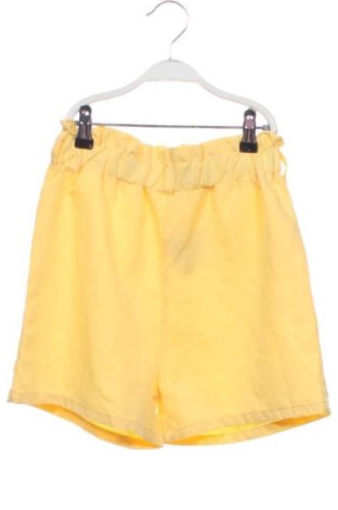 Pantaloni scurți pentru copii SHEIN, Mărime 11-12y/ 152-158 cm, Culoare Galben, Preț 32,24 Lei, #138051363