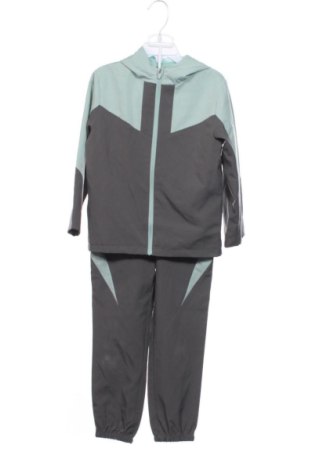 Set trening se copii Primark, Mărime 4-5y/ 110-116 cm, Culoare Multicolor, Preț 141,72 Lei, #138057387