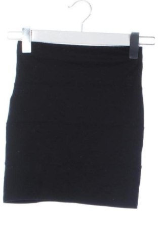 Φούστα Pull&Bear, Μέγεθος XS, Χρώμα Μαύρο, Τιμή 6,00 €, #138062259