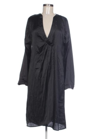 Φόρεμα Boohoo, Μέγεθος S, Χρώμα Μαύρο, Τιμή 12,00 €, #138043796