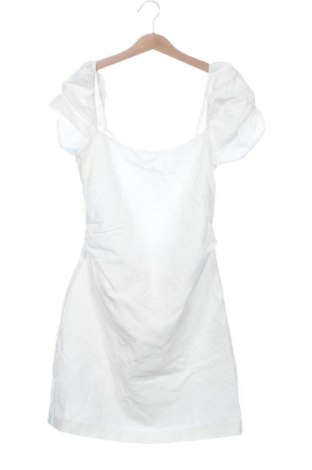 Rochie Zara, Mărime M, Culoare Alb, Preț 94,48 Lei, #138058872