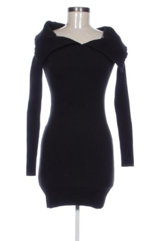 Ruha Bershka, Méret M, Szín Fekete, Ár 3 191 Ft, #138059958