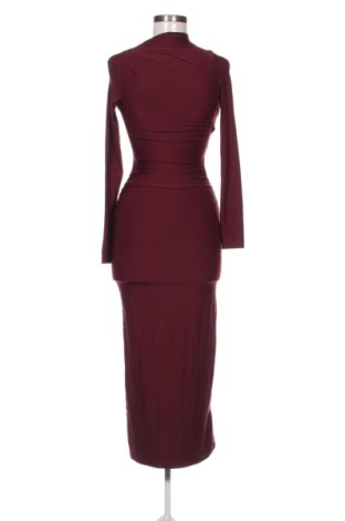 Sukienka Pull&Bear, Rozmiar XS, Kolor Czerwony, Cena 105,84 zł, #138064848