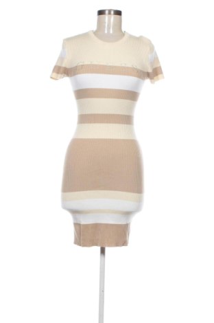 Sukienka Guess, Rozmiar M, Kolor Kolorowy, Cena 182,04 zł, #138077161