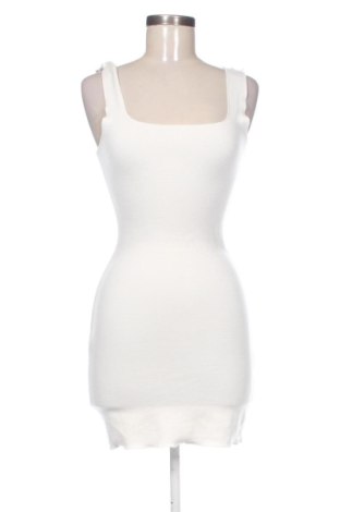 Рокля Zara, Размер M, Цвят Бял, Цена 13,00 €, #138079736