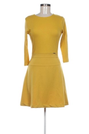 Ruha Unbranded, Méret S, Szín Sárga, Ár 2 837 Ft, #138081018