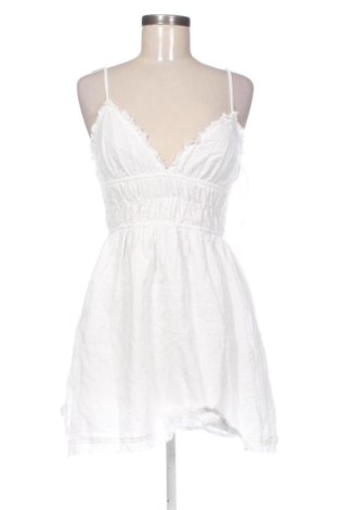 Рокля Bershka, Размер S, Цвят Бял, Цена 12,96 €, #138057472