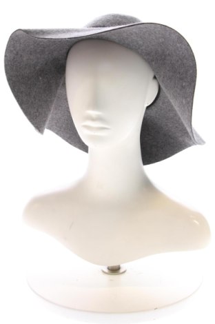 Căciulă H&M, Culoare Gri, Preț 71,39 Lei, #138052337