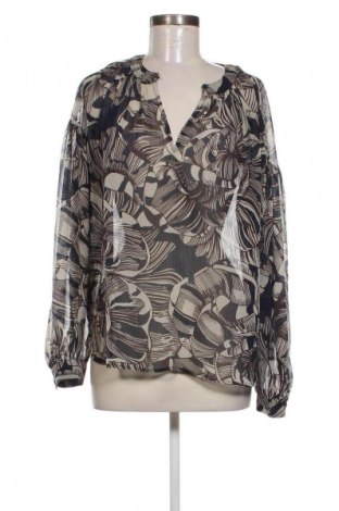 Γυναικεία μπλούζα Esprit, Μέγεθος M, Χρώμα Πολύχρωμο, Τιμή 1,99 €