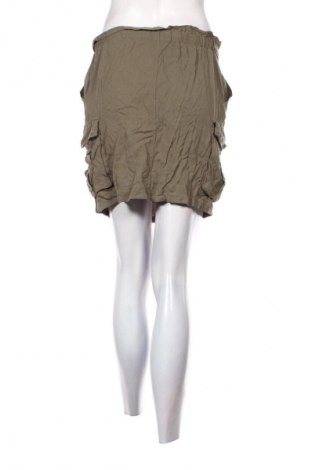 Damskie szorty Janina, Rozmiar M, Kolor Zielony, Cena 6,99 zł