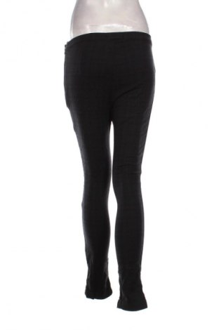 Damskie spodnie Pull&Bear, Rozmiar M, Kolor Kolorowy, Cena 6,99 zł