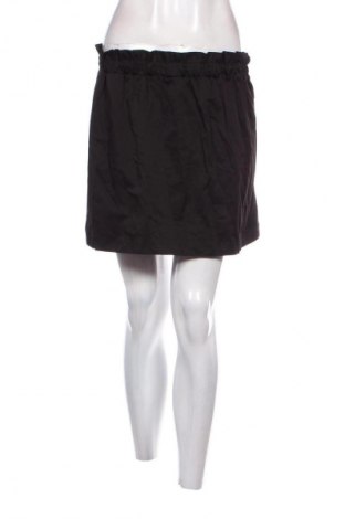 Φούστα Stradivarius, Μέγεθος S, Χρώμα Μαύρο, Τιμή 1,99 €